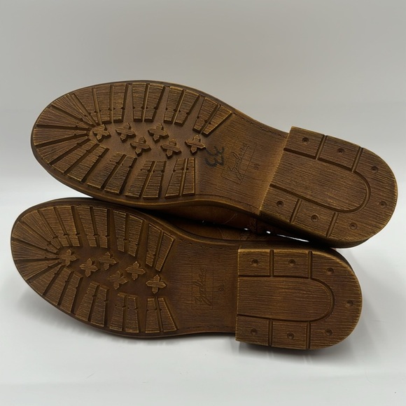 Zodiac tan Suede Ankle boots size 9 1/2 NWOT - Picture 8 of 15